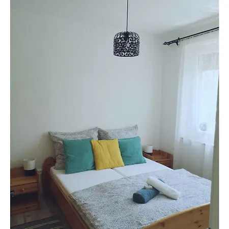 In 27939 بالاتونفينيفيس