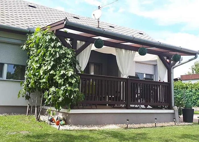 In 27939 * Balatonfenyves