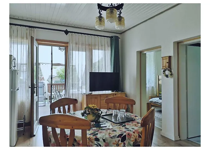 In 27939 * Balatonfenyves